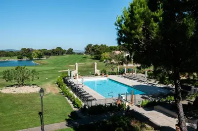 an image of a swimming pool at a resort at Résidence Hôtel du Golf de Pont Royal - maeva Home - Appartement 2 pièces 4 personnes climatisé - Sélection MAE-2504 in Mallemort
