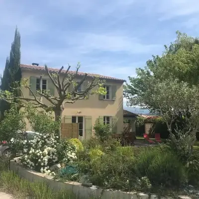 Maison familiale au pied du Mont Ventoux