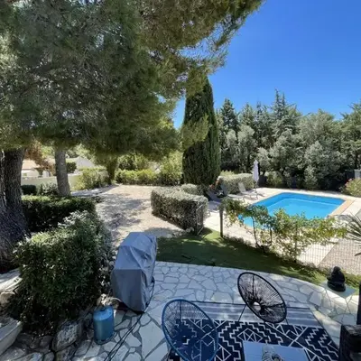 Villa avec Piscine au coeur de la campagne provençale