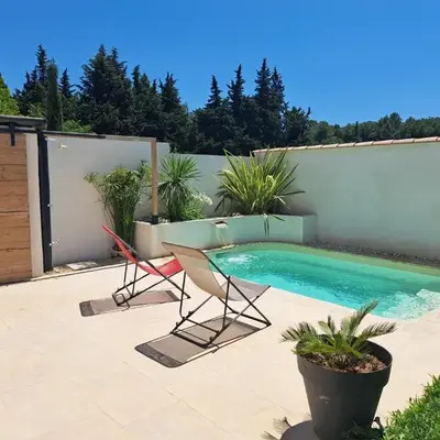 Maison avec piscine en Provence