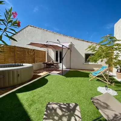 Tiny Harmony - Logement confortable avec jardin et jacuzzi privés près d’Aix en Provence