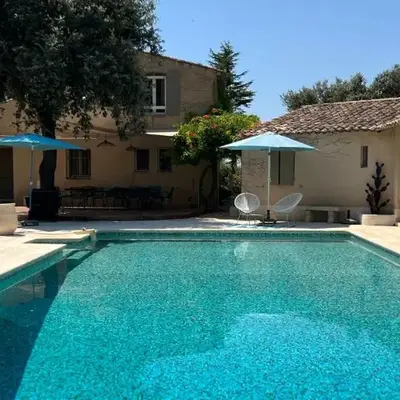 Villa Maya Large villa and amazing pool in Luberon