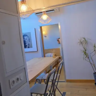 Isabelli Appartement plein centre avec place de parking