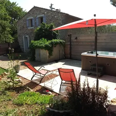Appartement en campagne au coeur du luberon