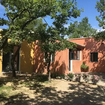 Luberon : maison près de Joucas et Gordes