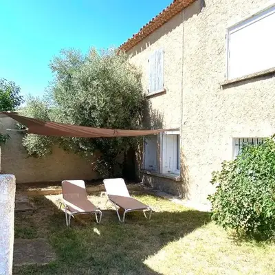 Soleil d’ocre - Bastide à Roussillon