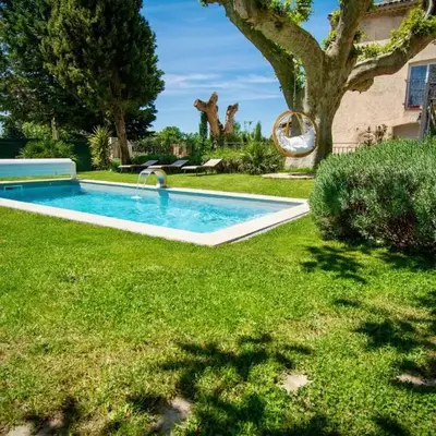 Appartement moderne à Avignon avec piscine partagée