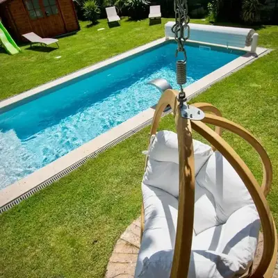 Maison conviviale avec jardin proche Avignon + piscine partagée