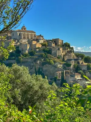 a village on top of a mountain at La Terrasse - Entire townhouse in hilltop village in Saint-Martin-de-Castillon