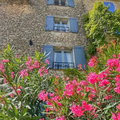 La Terrasse - Entire townhouse in hilltop village