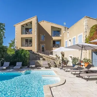 Le Chef d'Escadron Apartment in the heart of Bonnieux