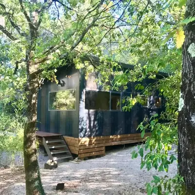 Nouveau ENVOUTEMENT près de GORDES Provence Maison entière neuve archi luxe écolo 4 pers parking privé