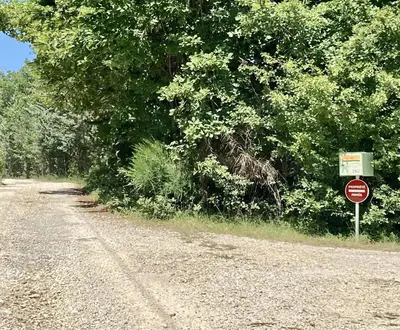a do not enter sign on the side of a road at La Grisonne Chalet 1 in Revest-du-Bion