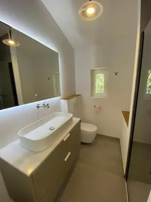 a white bathroom with a sink and a toilet at Magnifique Mas avec Piscine Luberon (Gordes) in Murs