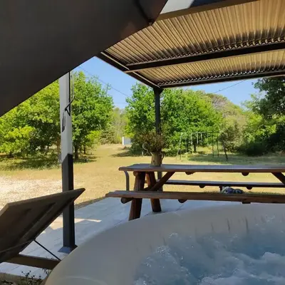 Villa dans la forêt provençale