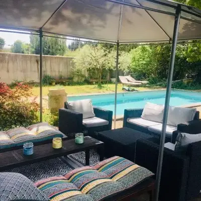 Maison provençale avec piscine