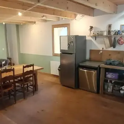 JAS provençal pour 6 personnes à 2mn de la Grange de Javon