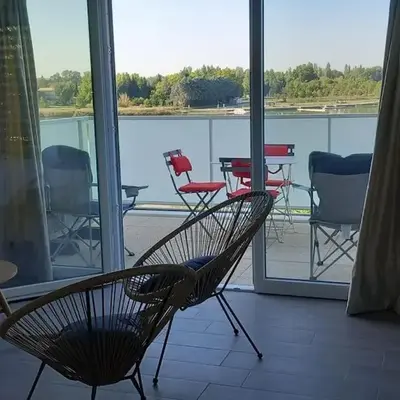 Appartement climatisé au coeur de la Provence lac et parcs d'attractions 10mn Avignon