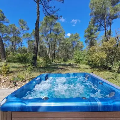 La Pinède de Venelles Jacuzzi privatif