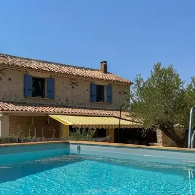 Mazet des Balestiés cœur Luberon 120 m2 6 pers avec piscine