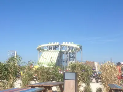a roller coaster at a theme park at Chambre chez habitant résidence piscine in Carpentras