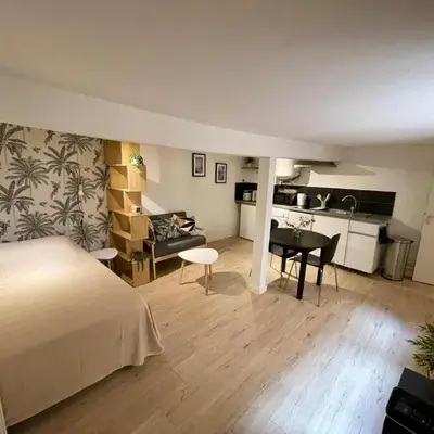 Studio Tout confort Centre historique rue calme Climatisation