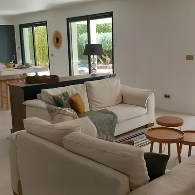 Appartement Indépendant avec Jardin et Piscine en Provence