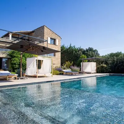 8-bedroom luxury villa with pool