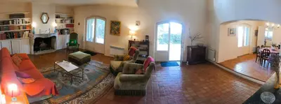 a living room filled with furniture and a fireplace at Maison Robert in La Tour-dʼAigues