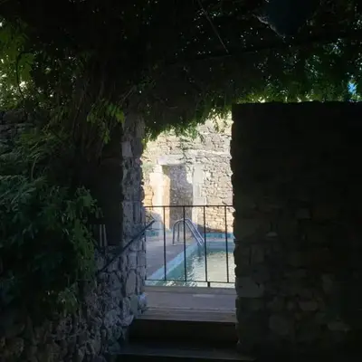 Le charme au centre du village