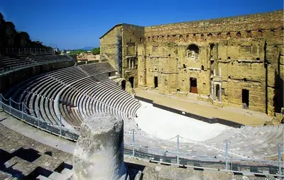 an empty amphitheater in an old building at 2 Bedroom Lovely Home In Vedène in Vedène