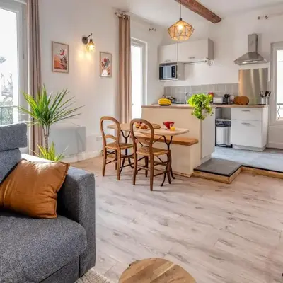 Charmant Appartement au Cœur du Village de Bedoin