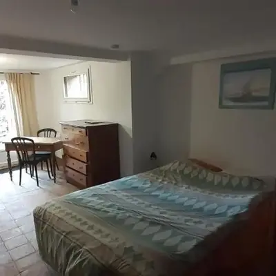 Studio indépendant au calme proche d'Aix en Provence