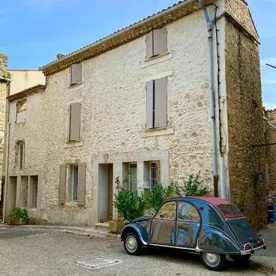 Charmante maison de village dans le Luberon