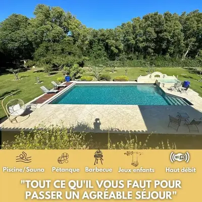 Le Mas des lys - Guest houses au coeur de la Provence dans un parc paysagé avec piscine