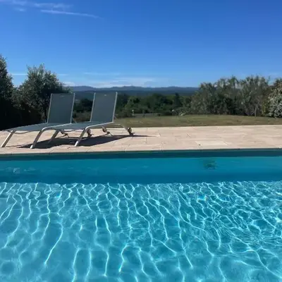 Villa avec vue sur le pilon du roi