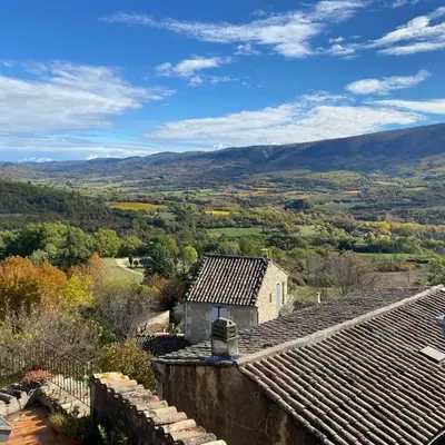 Lubéron Grde Maison de village avec terrasse 4 chambres doubles