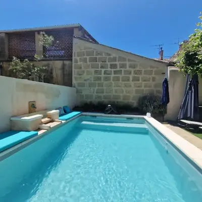 Magnifique maison de ville avec piscine au cœur de la Provence