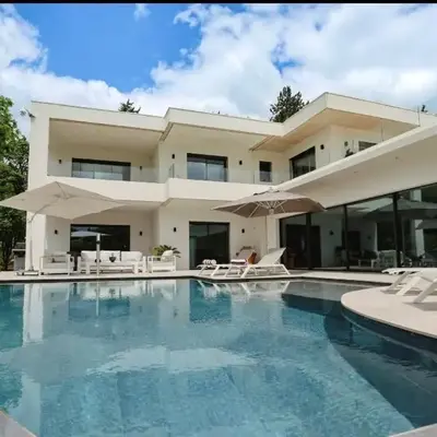 Villa contemporaine de luxe