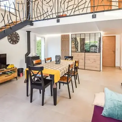Tranquil Cottage With Views Of Mont Ventoux