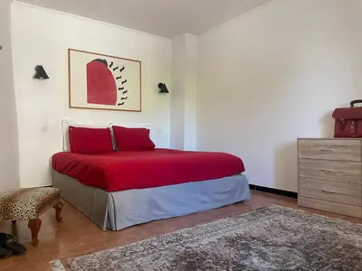 a kitchen with a washing machine and a sink at Escapade en Provence Centre de Gordes in Gordes