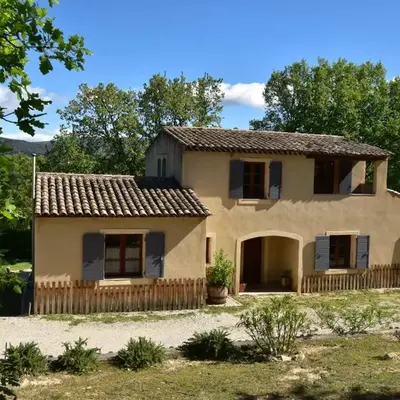 Les Chambres du Luberon & Table d'hôtes