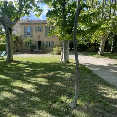 Villa des Platanes - Maison provençale avec jardin