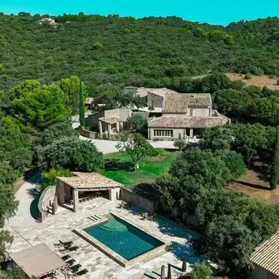 Stunning Stone House With Pool Near Gordes