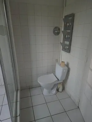 a bathroom with a toilet and a shower at Provence Studio 33 m2 in Cavaillon