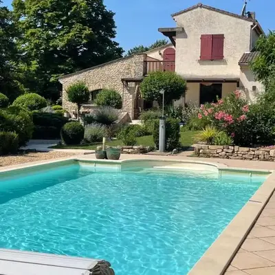 Les Oliviers- Bed and Breakfast