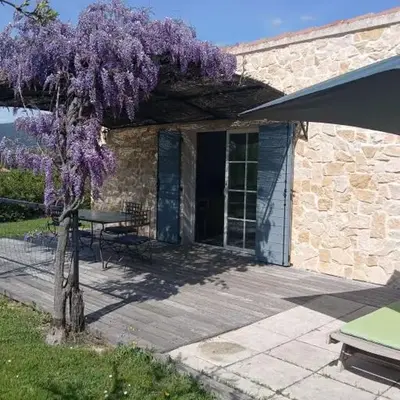 Holiday Home Provenzalisches Ferienhaus mit Charme auf dem Land mit Pool by Interhome