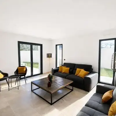 Villa Alberta Charming 10-person villa in Provence