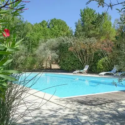Provençal House With Pool Near Roussillon