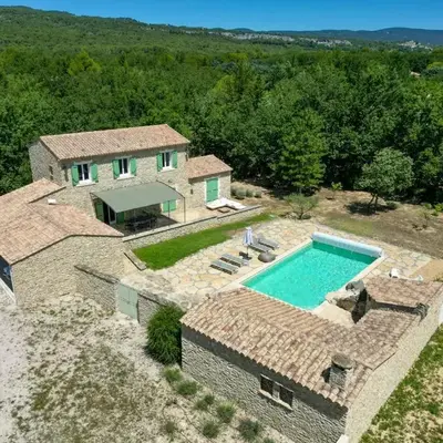 Family Stone House In Gordes